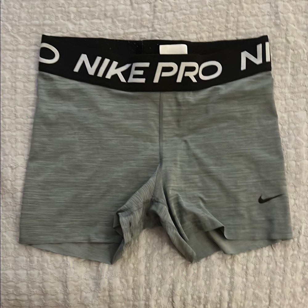 Nike Pro Heather Gray Performance Shorts